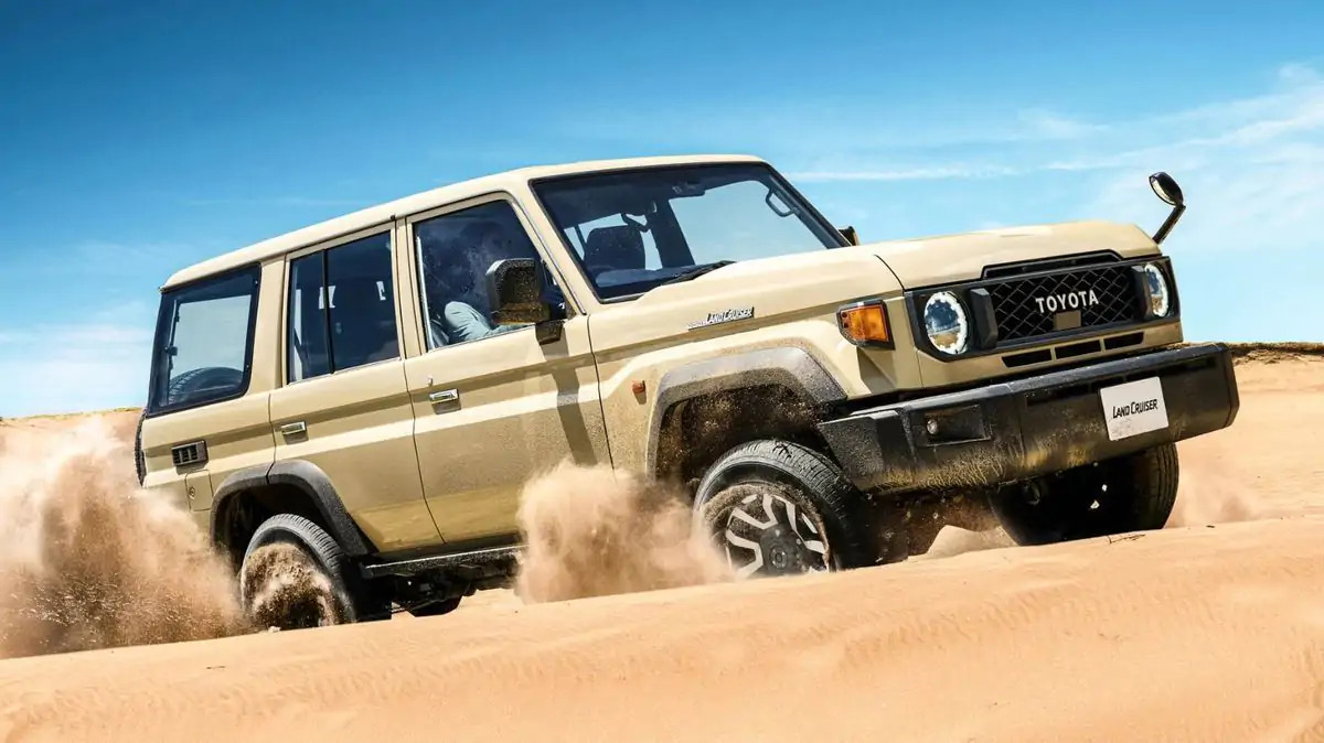 Toyota presenta il nuovo Land Cruiser