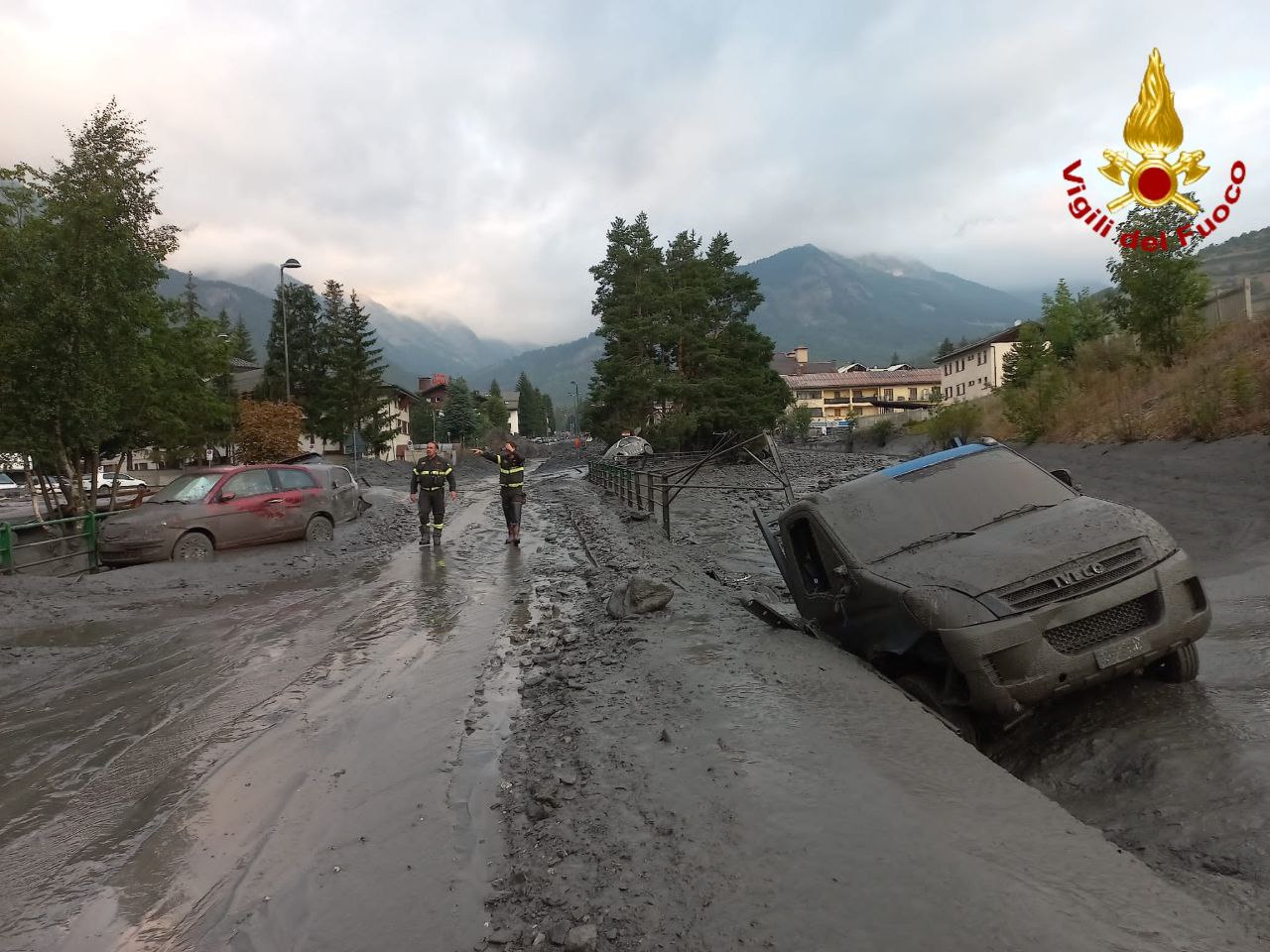 Alluvione a Bardonecchia, esonda torrente: 5 dispersi e 120 sfollati