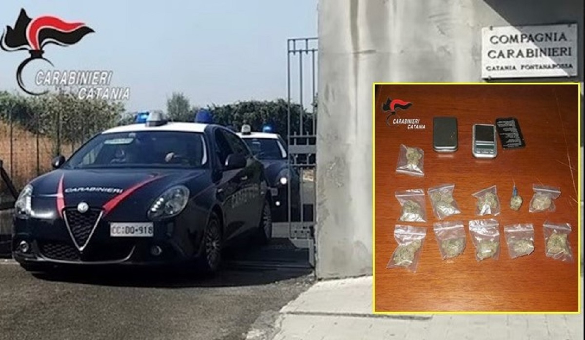 Uno prendeva gli “ordini”, l’altro portava la droga: due arresti in via Capo Passero