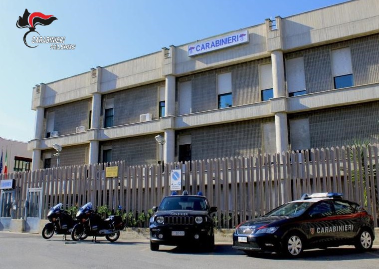 Bagheria, carabinieri sventano furto in cantiere: 4 arresti