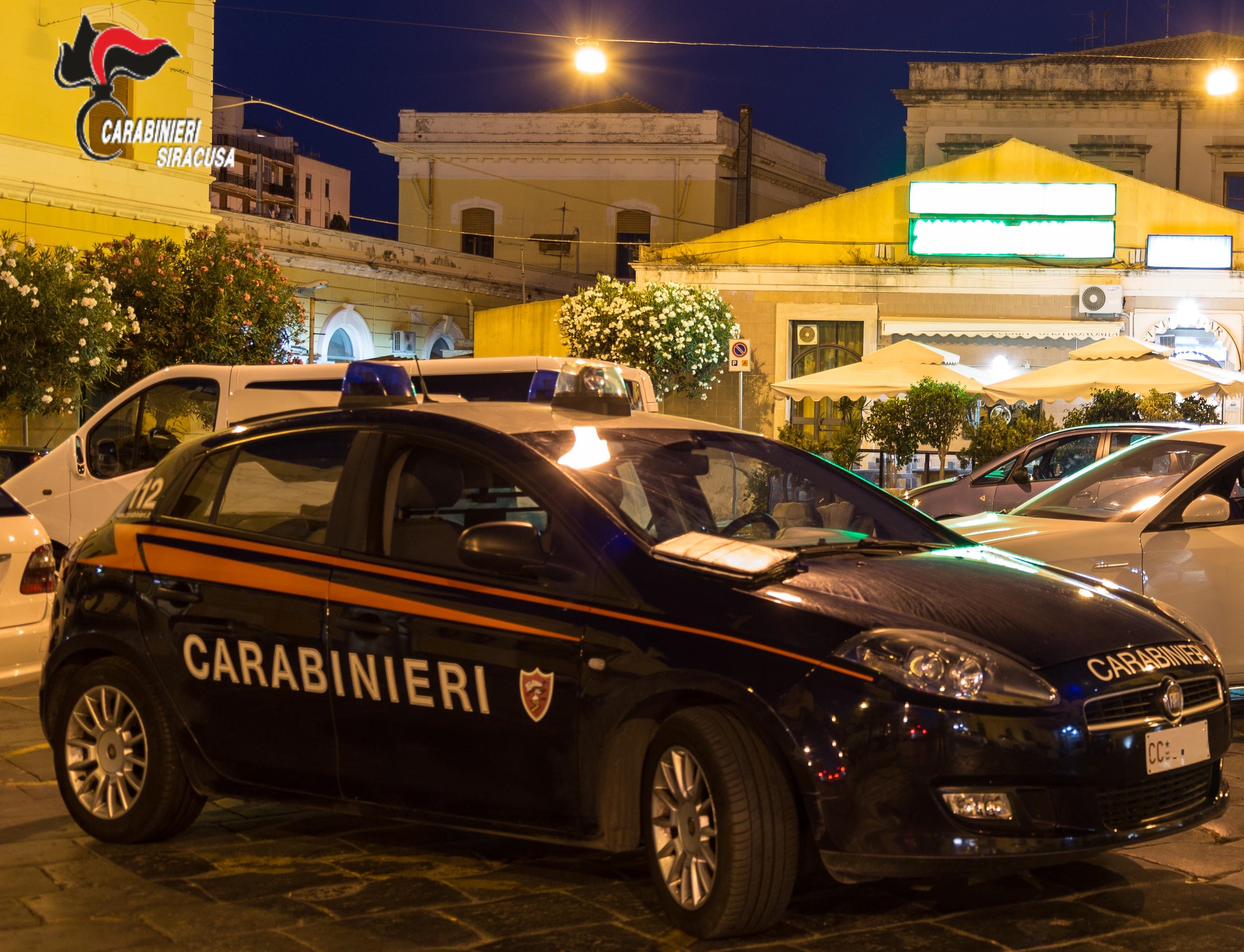 Floridia, sorpresi durante la notte a rubare in un panificio: due arresti