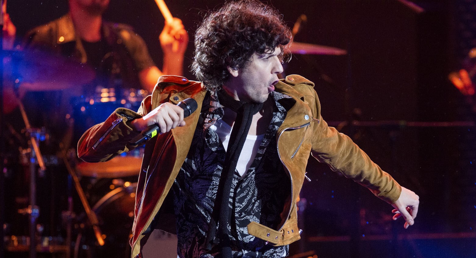 Ermal Meta e il post sullo stupro di Palermo, la risposta alla polemica: “Non volevo scatenare odio”