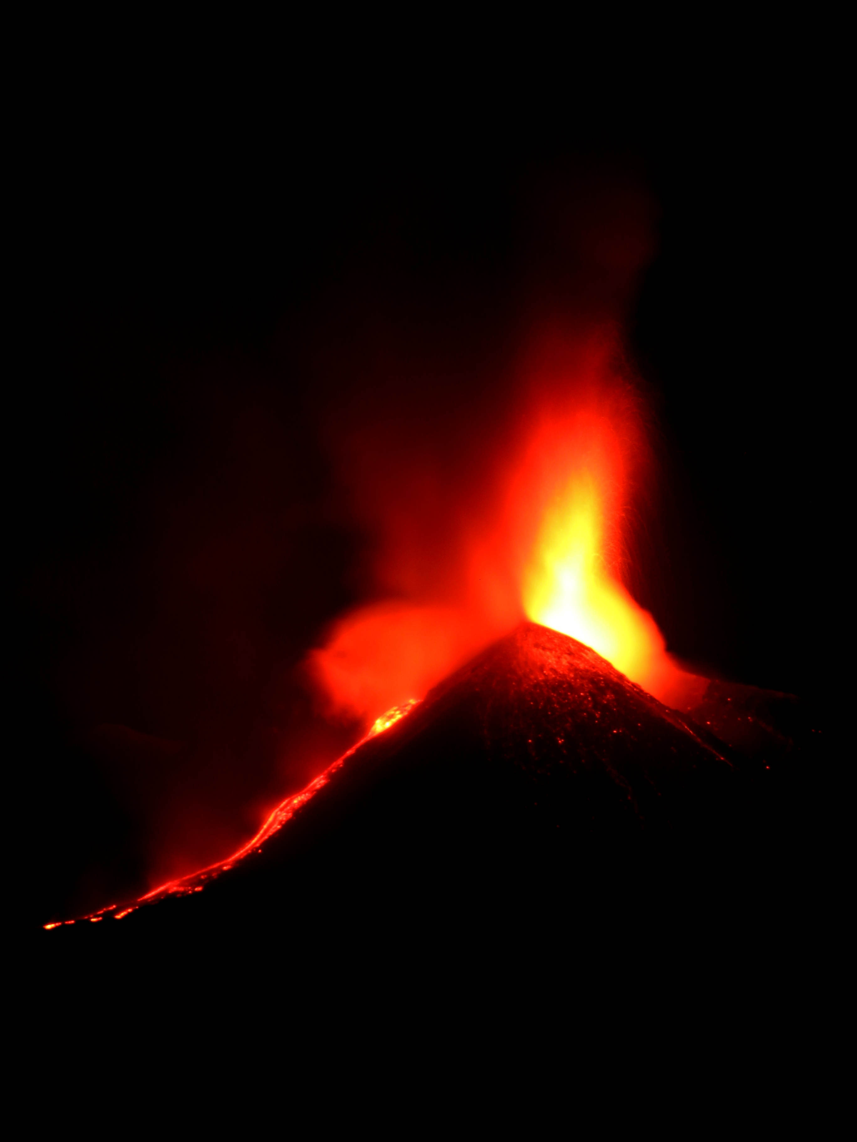 Eruzione dell'Etna del 14 agosto 2023 - Foto di Davide Anastasi (2)