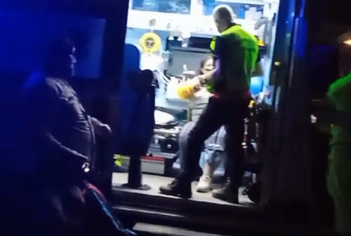 Va in escursione sull’Etna di notte e si fa male, donna recuperata dal Soccorso Alpino