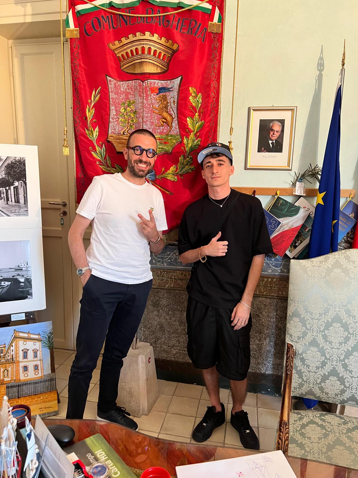 Il mondo del rap sfonda anche tra le Istituzioni in Sicilia: il sindaco di Bagheria con Achille G