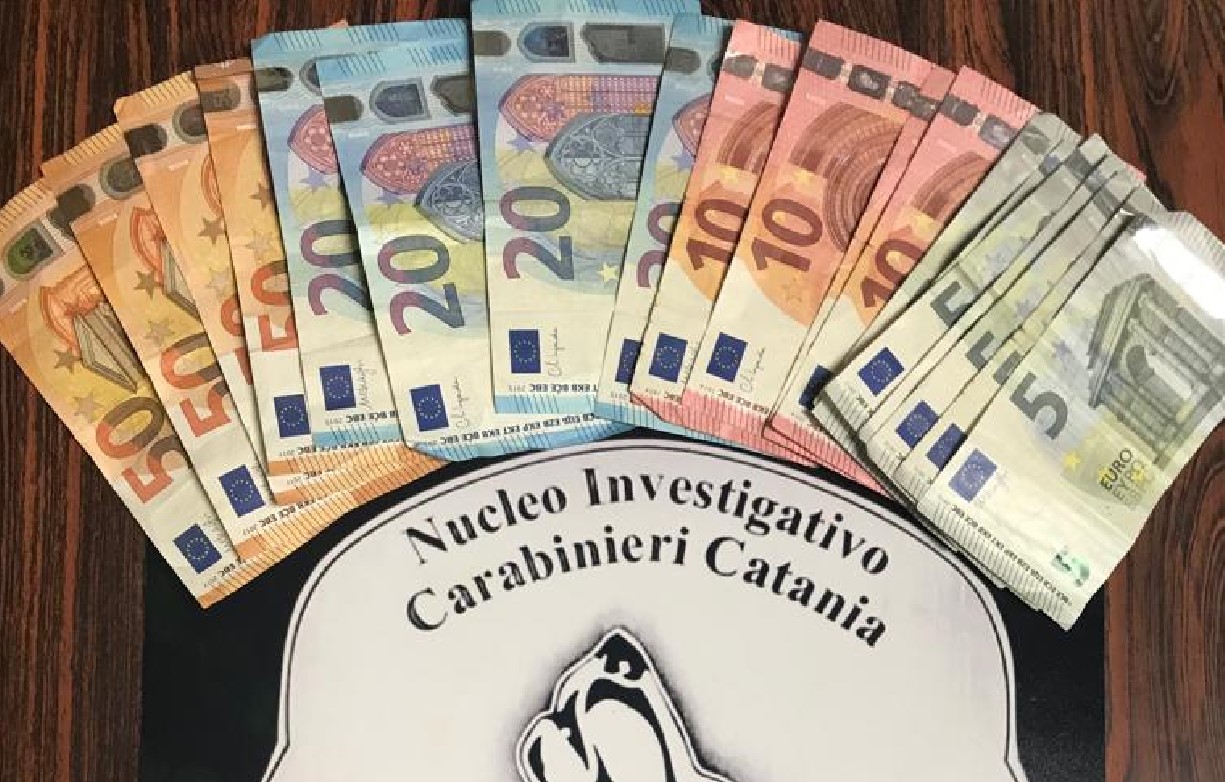 Monolocale trasformato in “sicuro” fortino della droga a San Cristoforo: 2 arresti