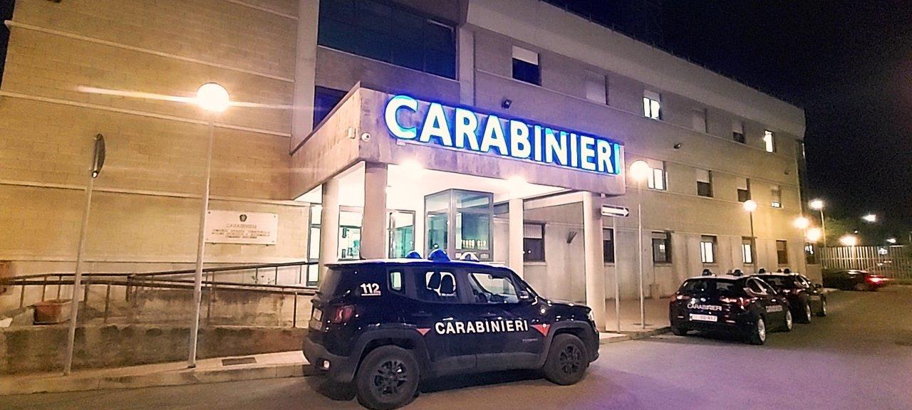 Gela, picchia i genitori per ottenere somme di denaro: 40enne in manette