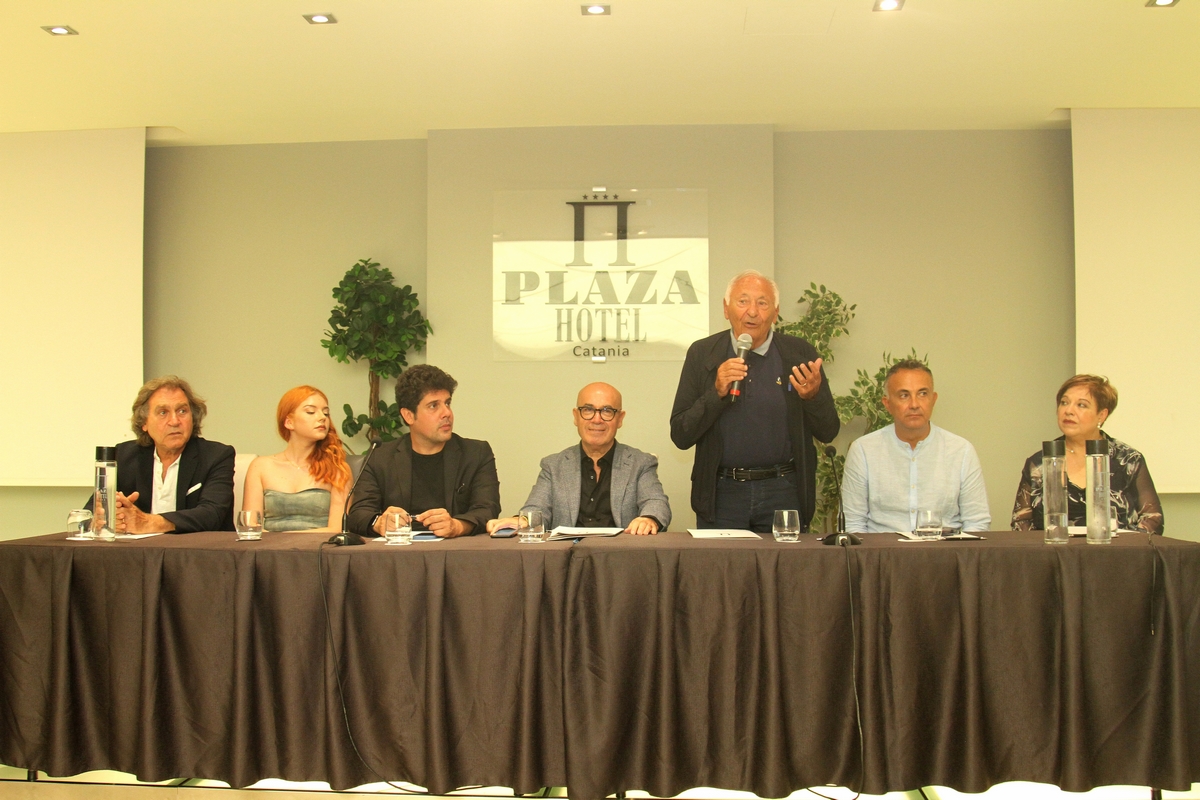 “Mogol e le grandi emozioni di Battisti”, musica e solidarietà a Catania: ecco quando