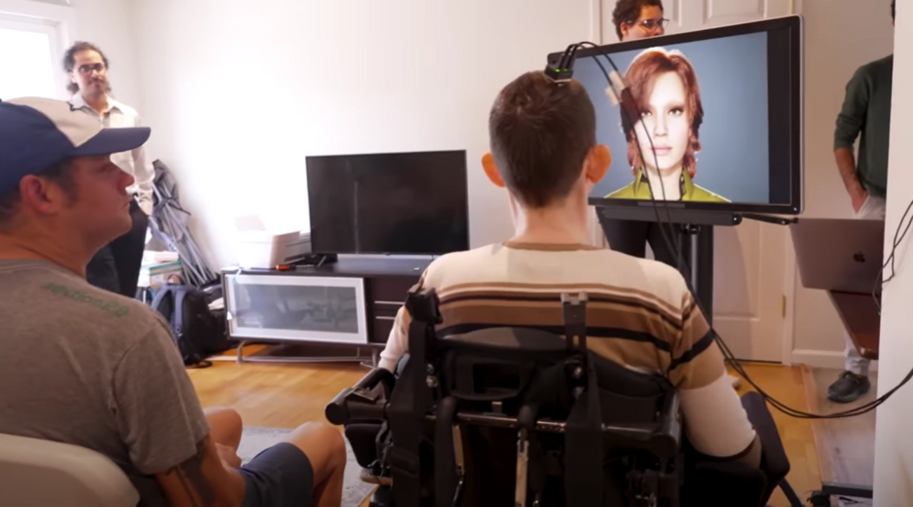 Recupera parola dopo ictus grazie all’IA e ad un avatar digitale: il miracolo della tecnologia