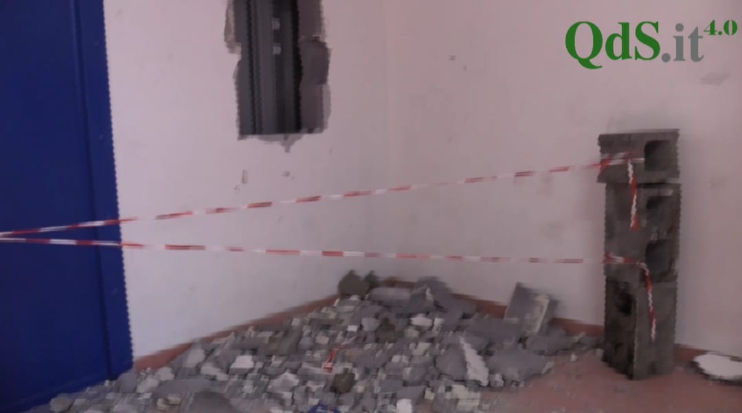 Librino, guasti gli ascensori nell’ex Palazzo di cemento: intrappolati in casa oltre cinquanta disabili