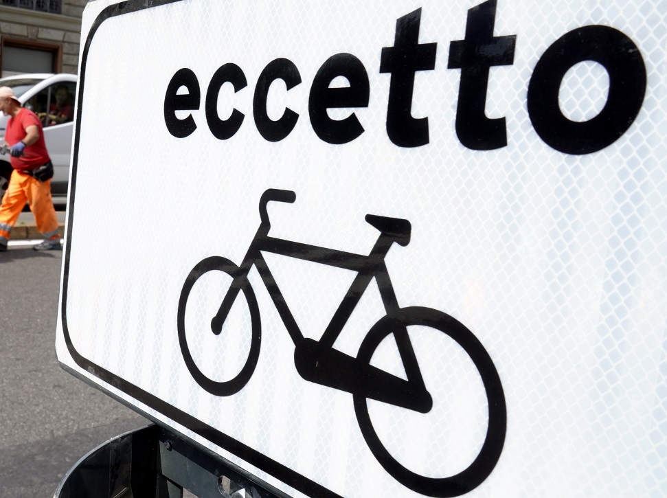 I lavori per “rivoluzionare” la pista ciclabile di Catania: “Ecco come sarà”