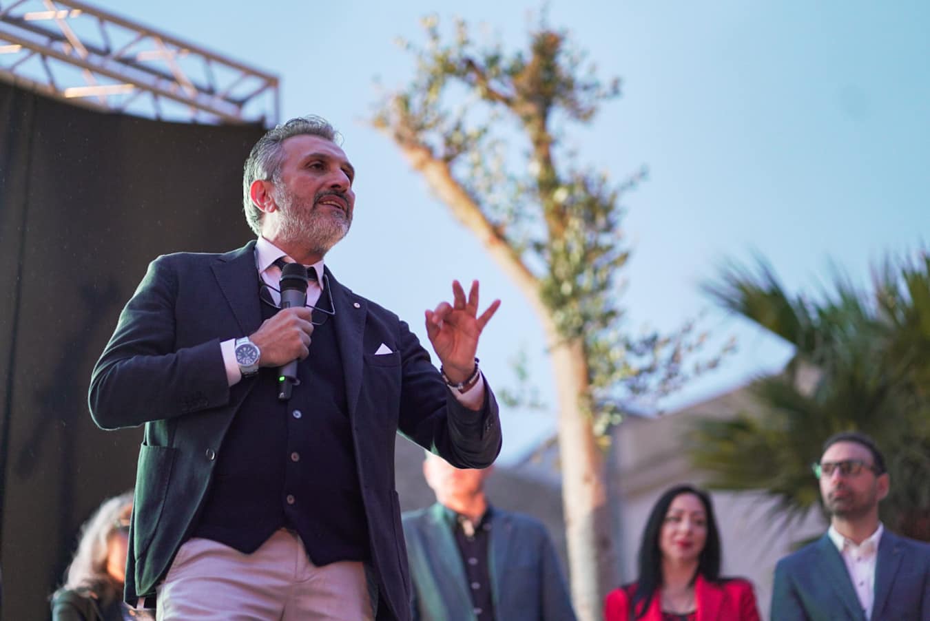 Il sindaco di Cerda indagato per il “favore al boss” e “minacce”