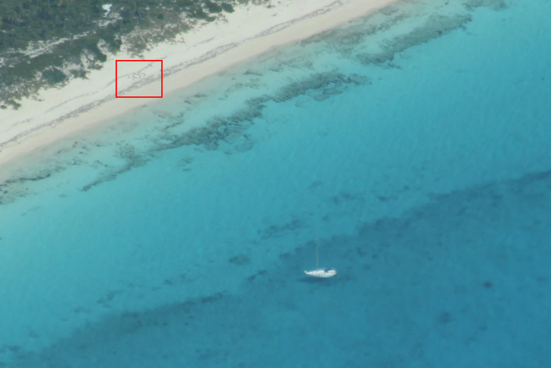Si perde su un’isola deserta: salvato da scritta ‘SOS’