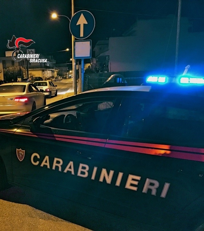 Porta a spasso il cane nonostante fosse ai domiciliari: arrestato catanese