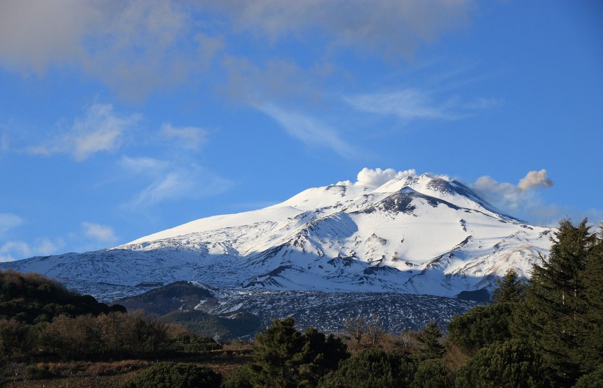 Etna, la parentopoli nel concorso per guide vulcanologiche. La Regione riabilita i vincitori del 2018