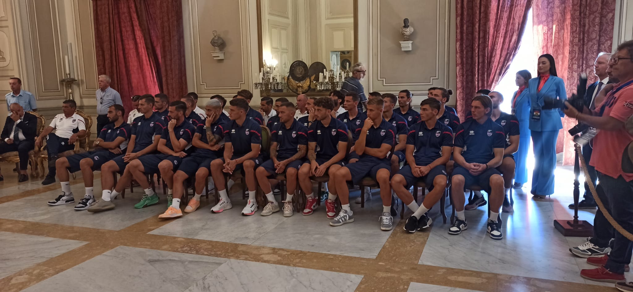 Galleria foto 'A Palazzo degli Elefanti la presentazione del nuovo Catania. Trantino: “Adesso la B”' - foto 1