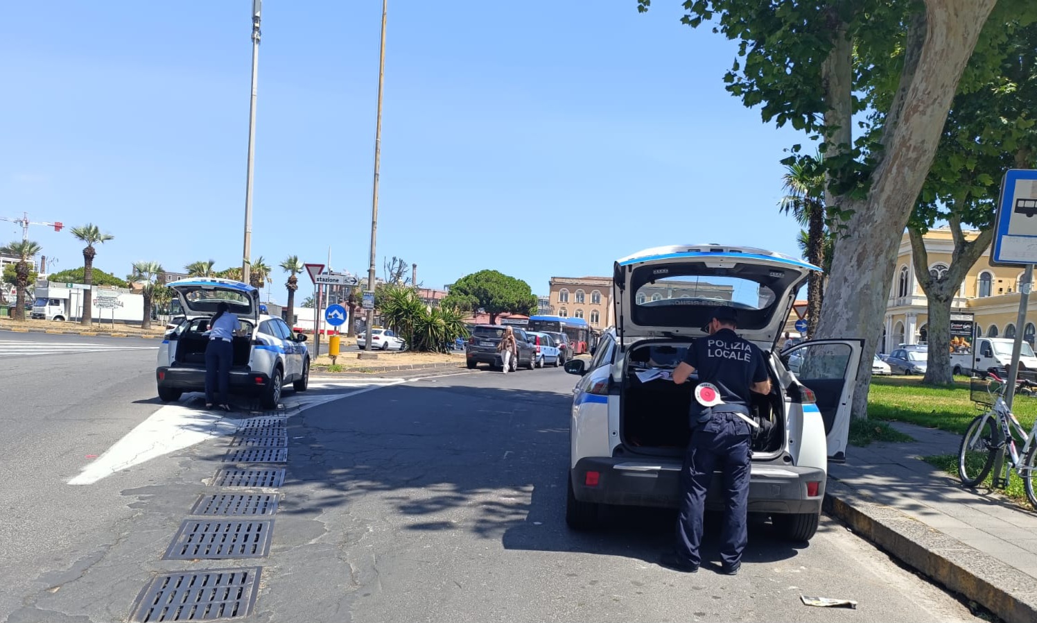 Palermo, prende a testate due vigili urbani: fermato un parcheggiatore abusivo
