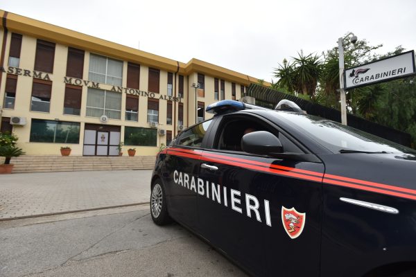 Rubano in casa di un’anziana, portati via oro e argento nel Palermitano