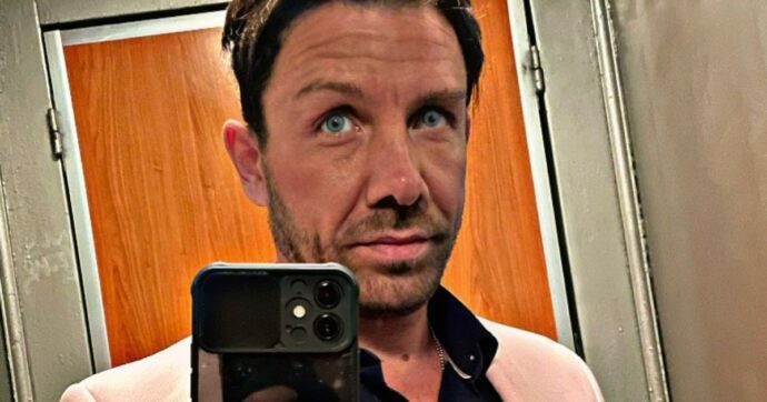 Si finge chirurgo plastico per 15 anni: ricercato in tutto il mondo