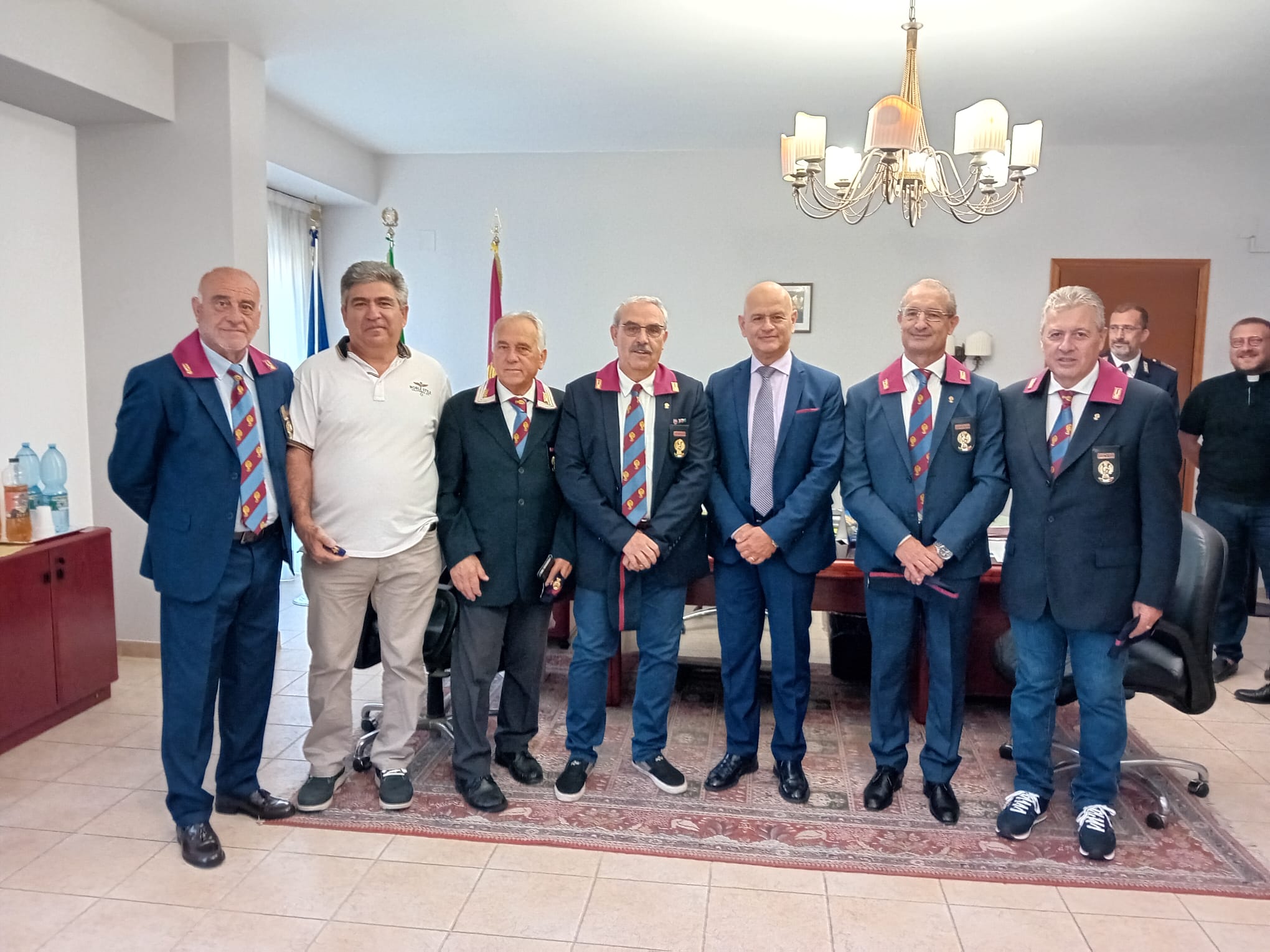 Siracusa, consegnate medaglie di commiato a 6 poliziotti andati in pensione