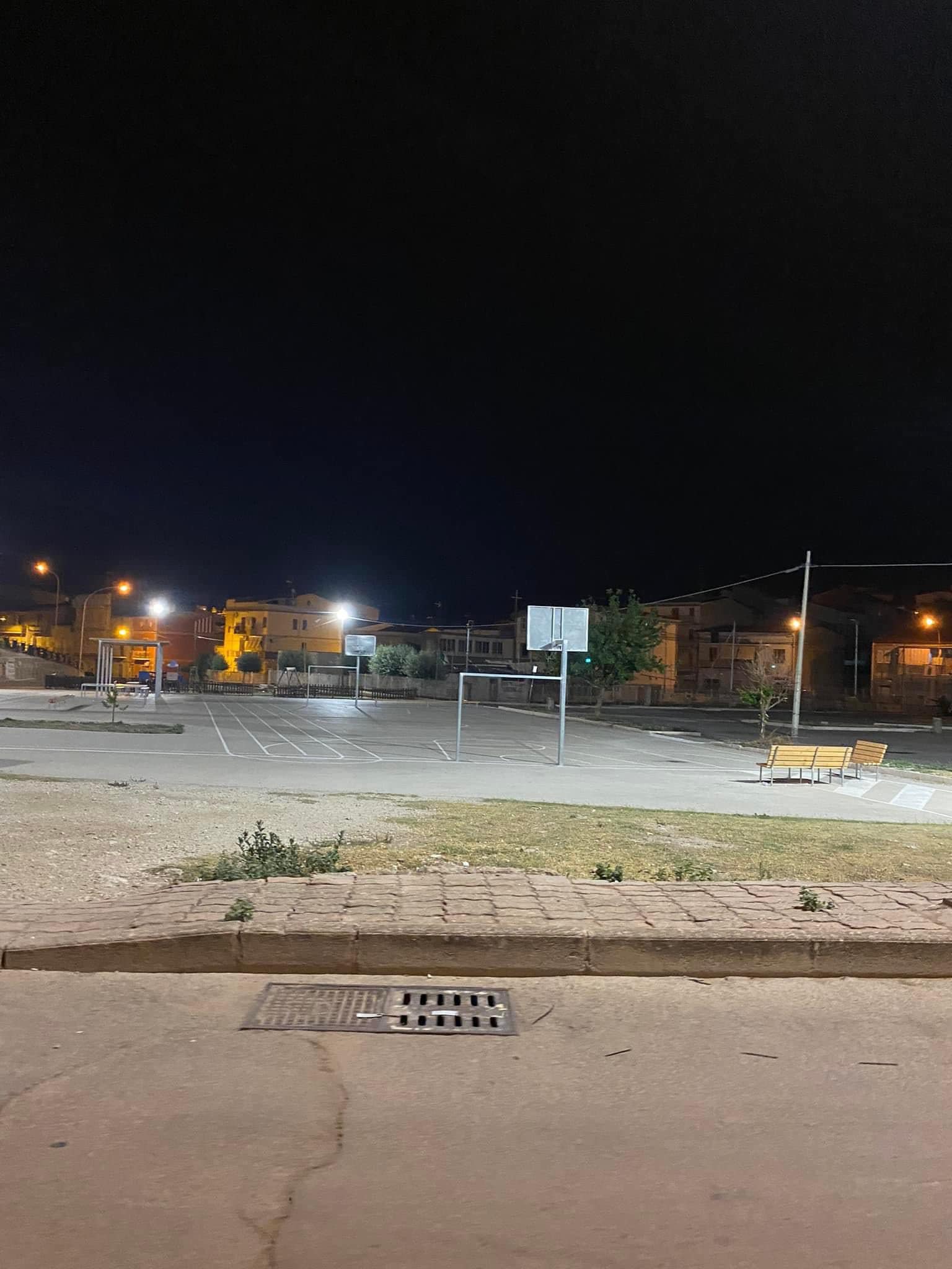 Il Comune di Riesi riparte da piazzale De André