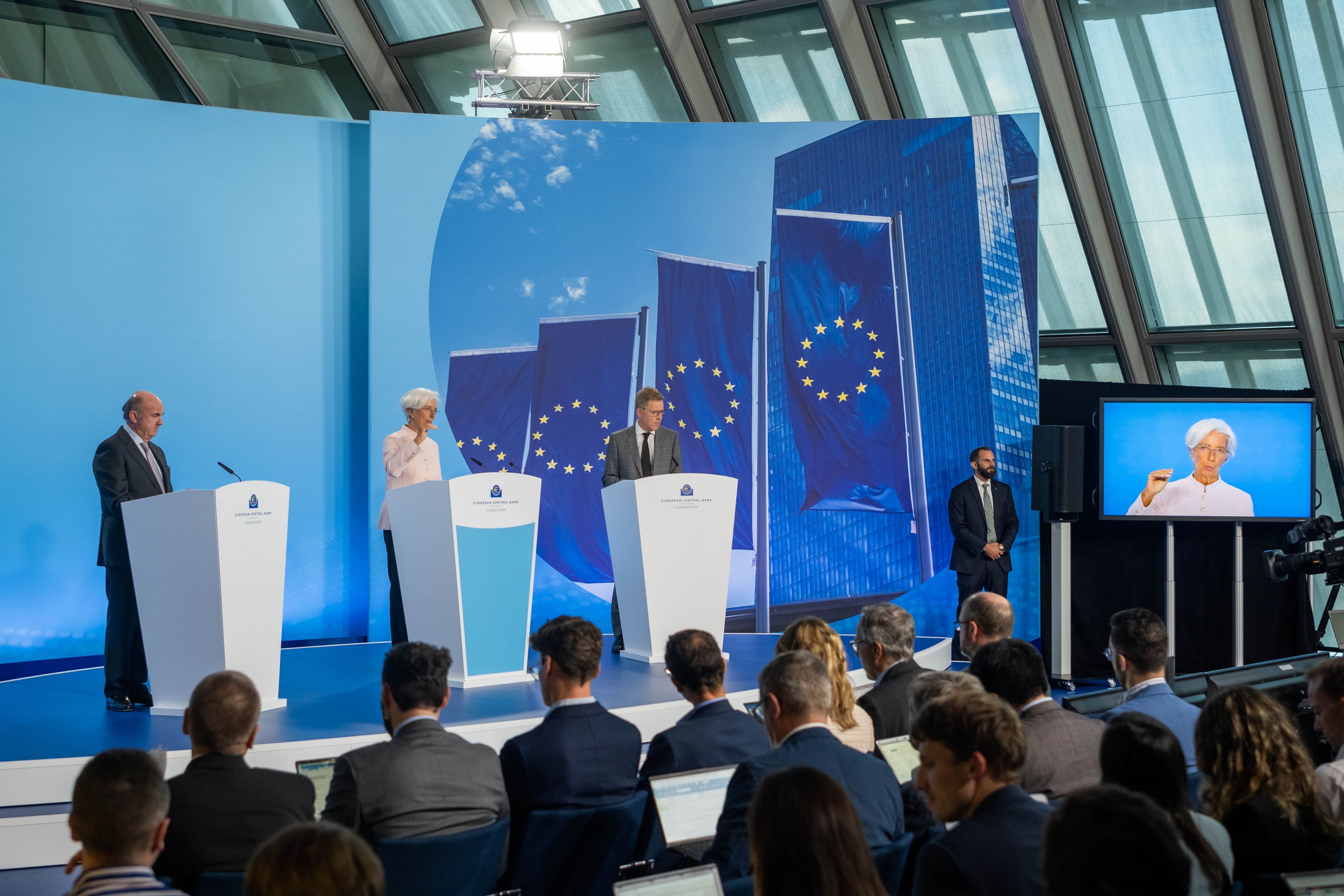 La Bce ha deciso: aumentano i tassi di interesse di 25 punti