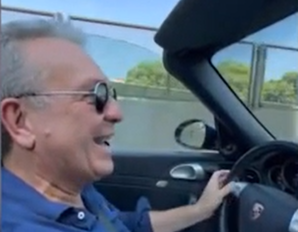 VIDEO | Prima la campagna di sensibilizzazione, dopo la folle corsa in Porsche: chi è il noto manager “beccato”