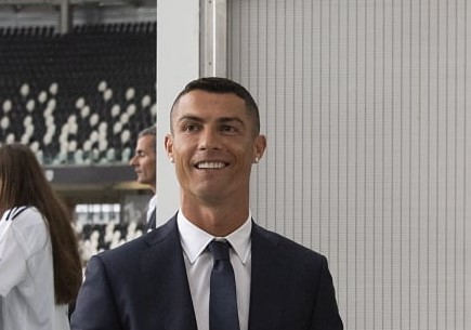 Pallone d’Oro, Messi favorito per ottavo successo, Cr7 fuori per prima volta dal 2003