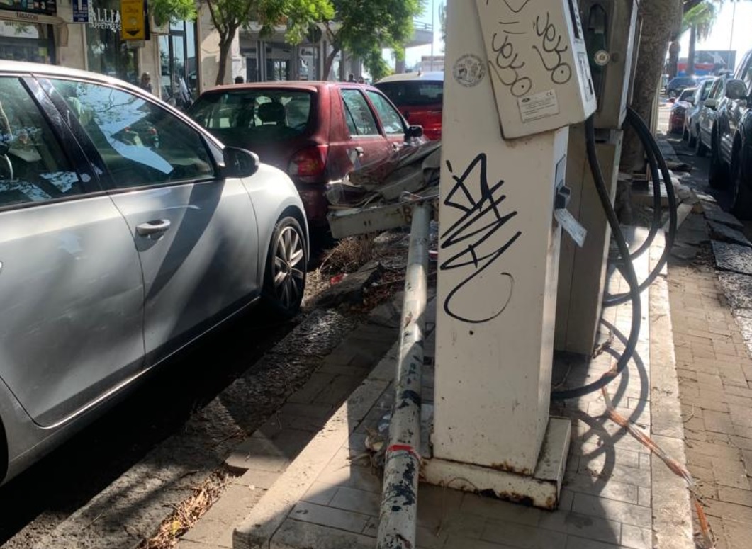 Degrado in piazza Galatea