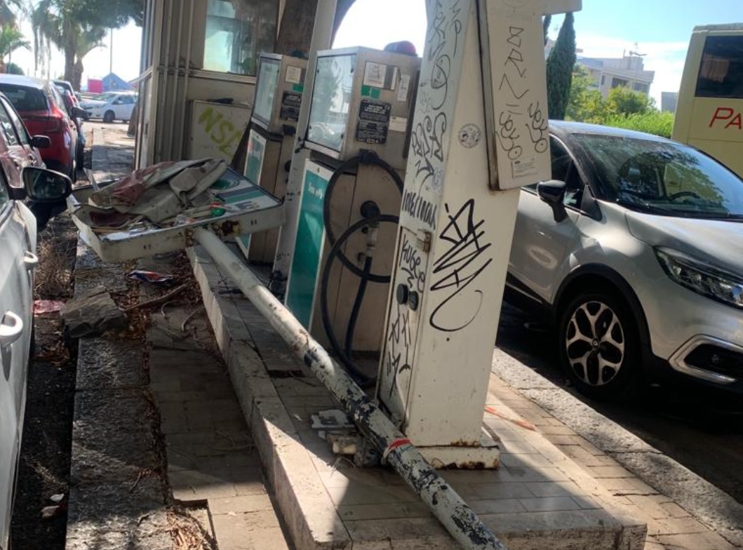 Degrado in piazza Galatea