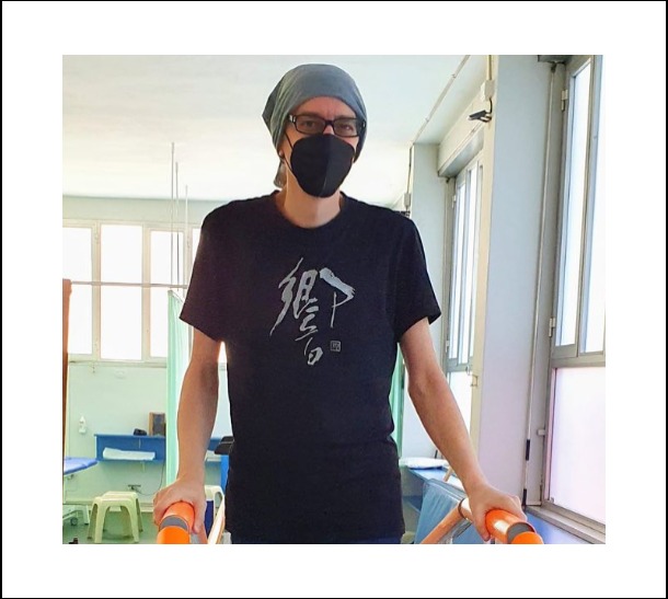 Giovanni Allevi aggiorna sulle sue condizioni di salute: “Esiste un mondo, fatto di umanità, gentilezza”