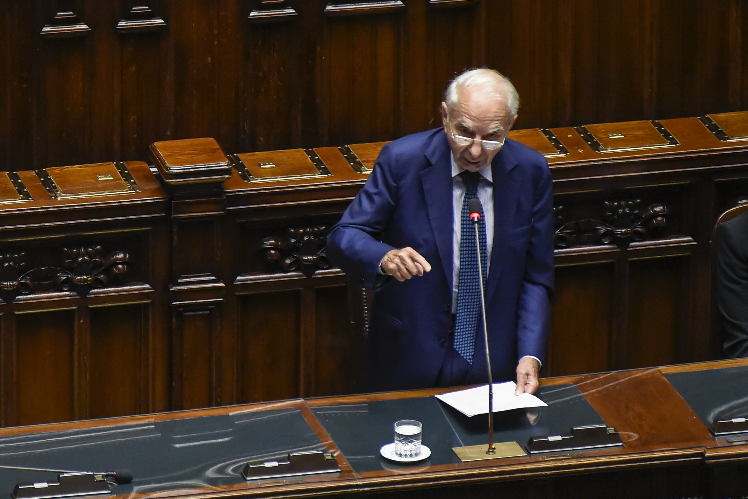 Giuliano Amato a gamba tesa sulle forze politiche di sinistra e la scuola