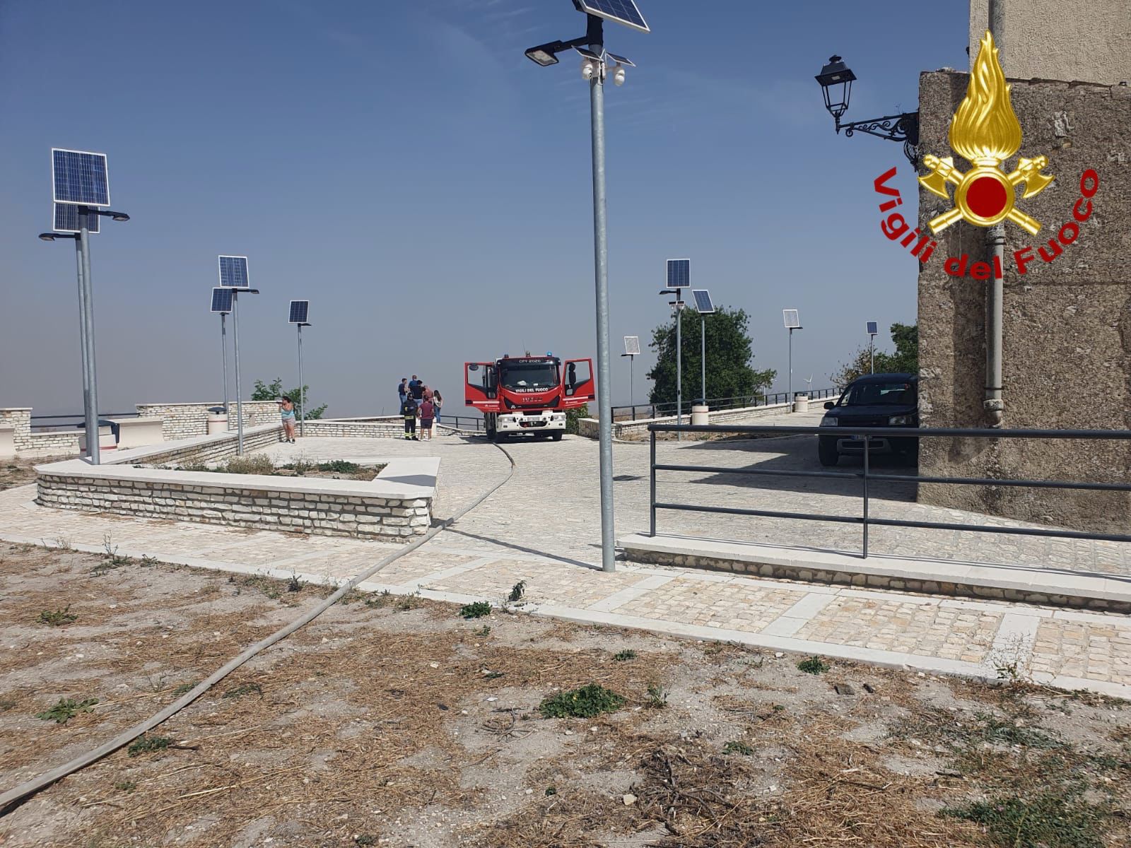 Incendi a Palermo: 40 gli interventi dei vigili del fuoco