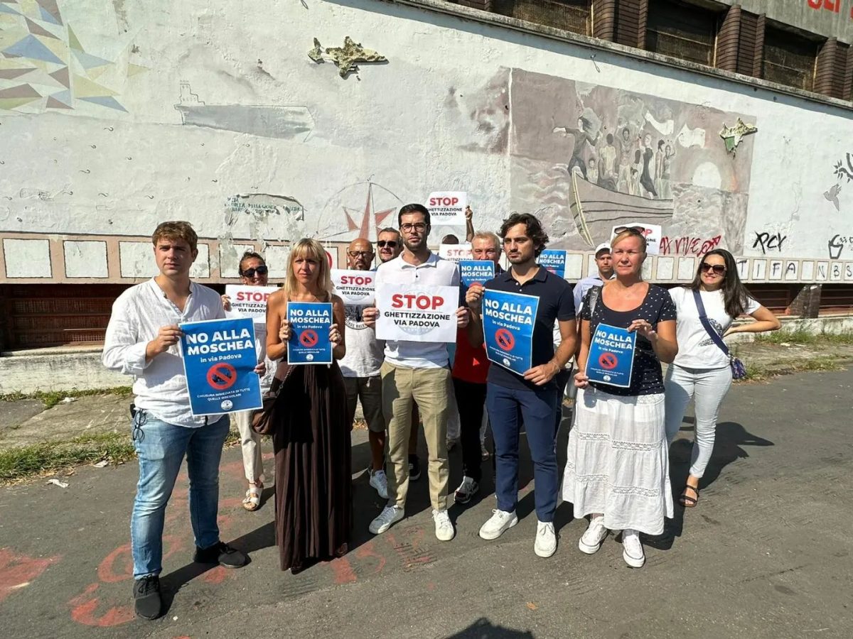 La Lega contro la realizzazione di una moschea, partita la raccolta firme