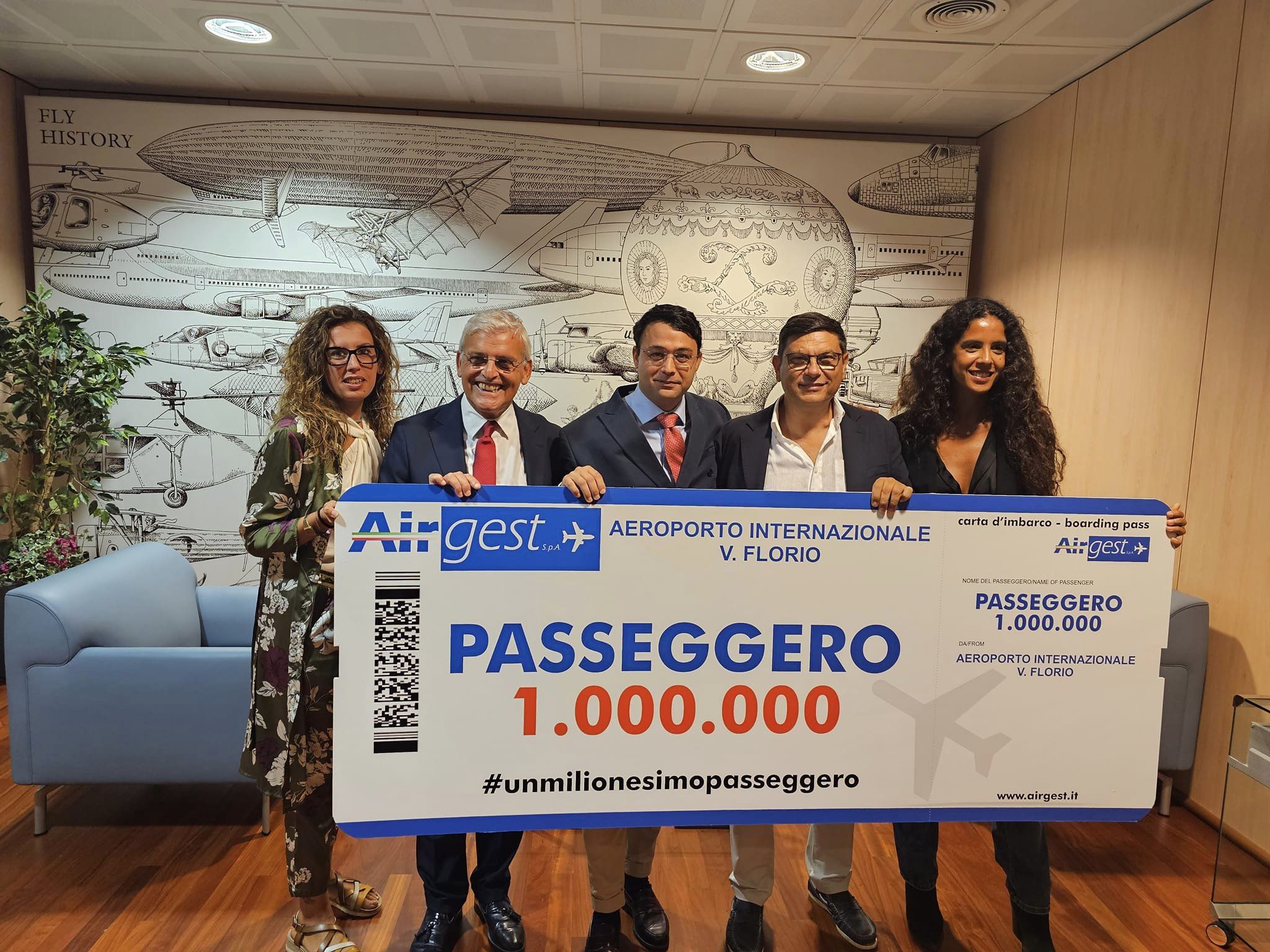 Premiato il milionesimo passeggero all’aeroporto di Trapani, ecco chi è
