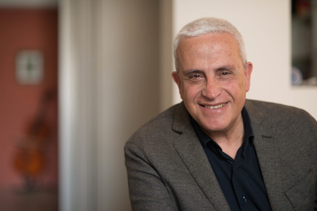 Roberto Alajmo: «Quella “cipolla” priva di una vera anima»