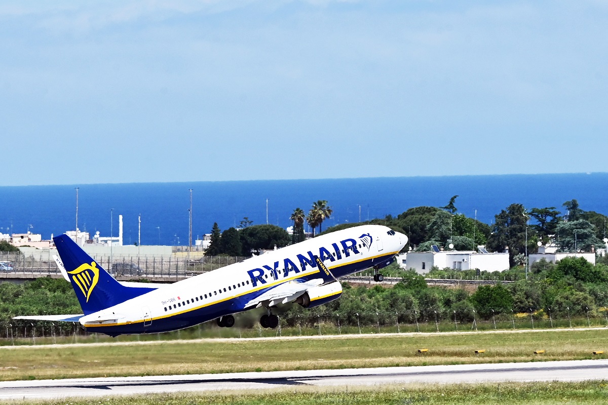 Ryanair taglia i voli per la Sicilia, l’UNC: “Incomprensibile, si favorisca concorrenza”