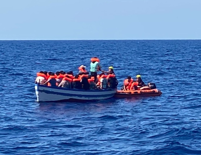 Trapani: 32 arresti per immigrazione clandestina, tra loro anche tre scafisti
