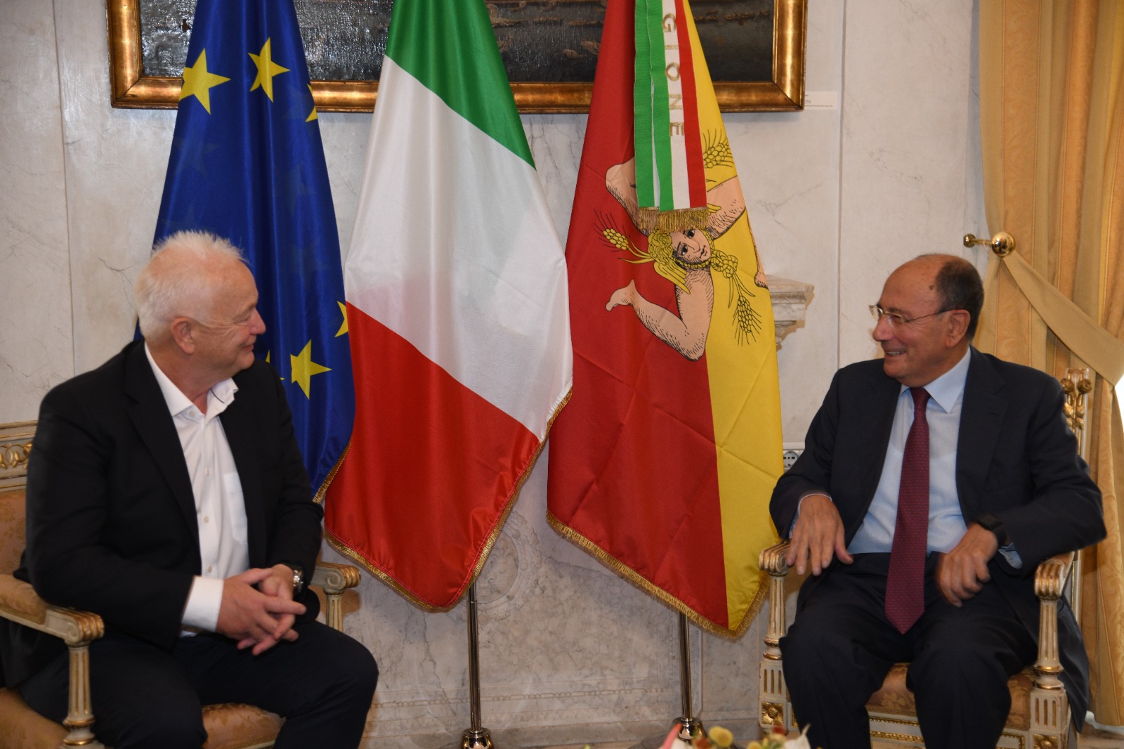 Prove di disgelo Regione-Ryanair, Schifani riceve l’ad Wilson: “Possibile nuova stagione di dialogo”