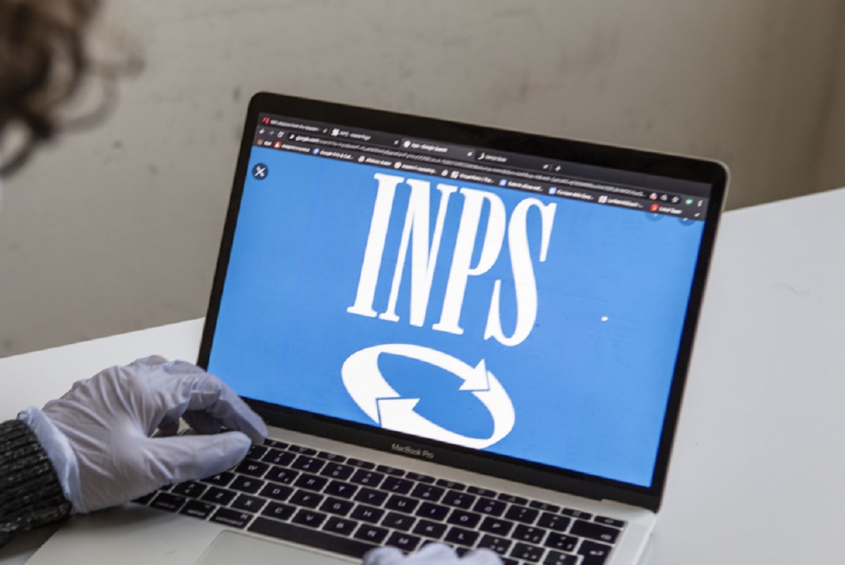 Supermedia, la borsa di studio Inps 2024 per gli studenti: ecco come funziona e come fare domanda Supermedia, la borsa di studio Inps 2024 per gli studenti: ecco come funziona e come fare domanda