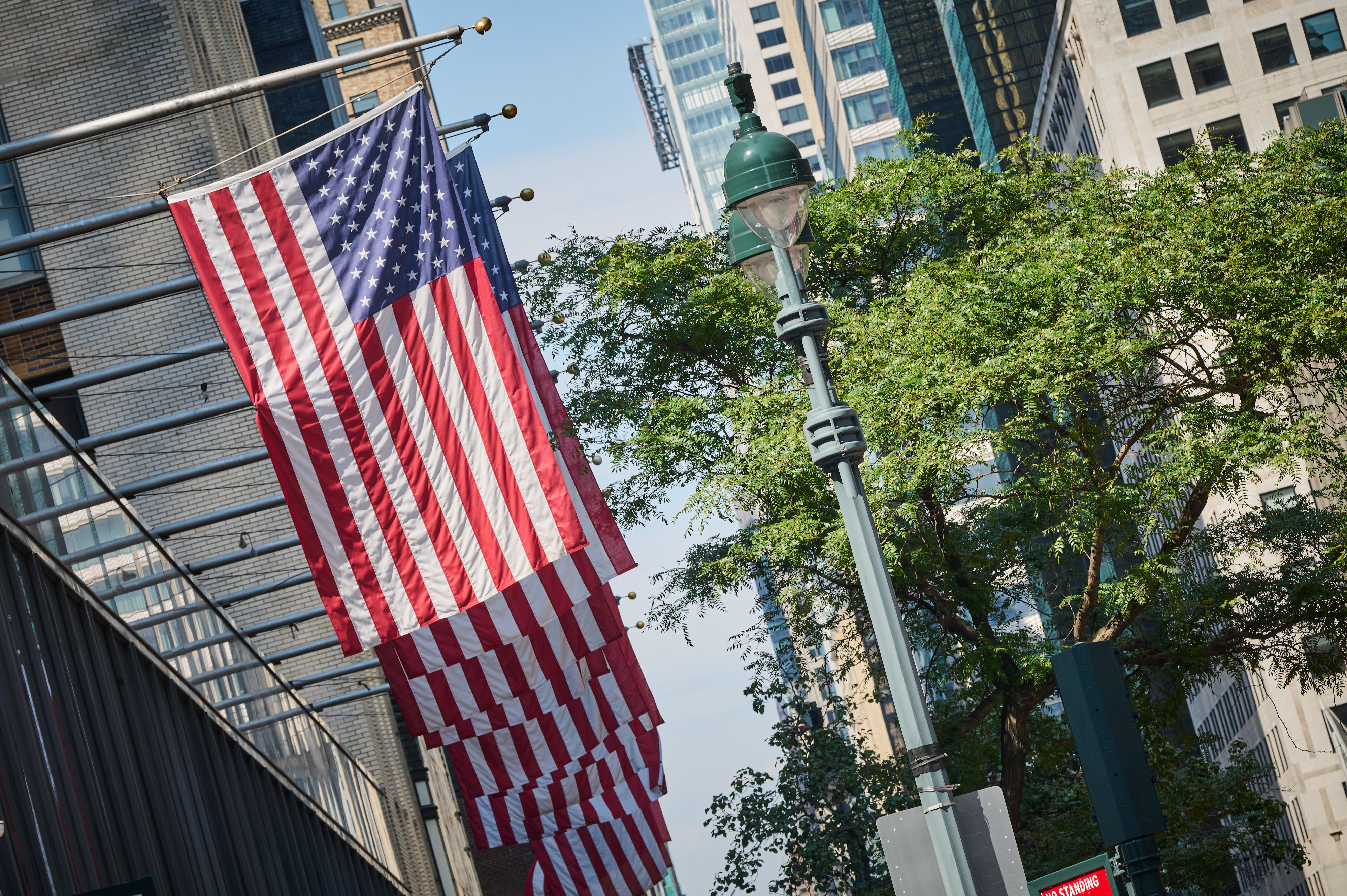 Le gemelle siamesi Abigail e Britanny Hensel si sono sposate: “Vogliamo un figlio”