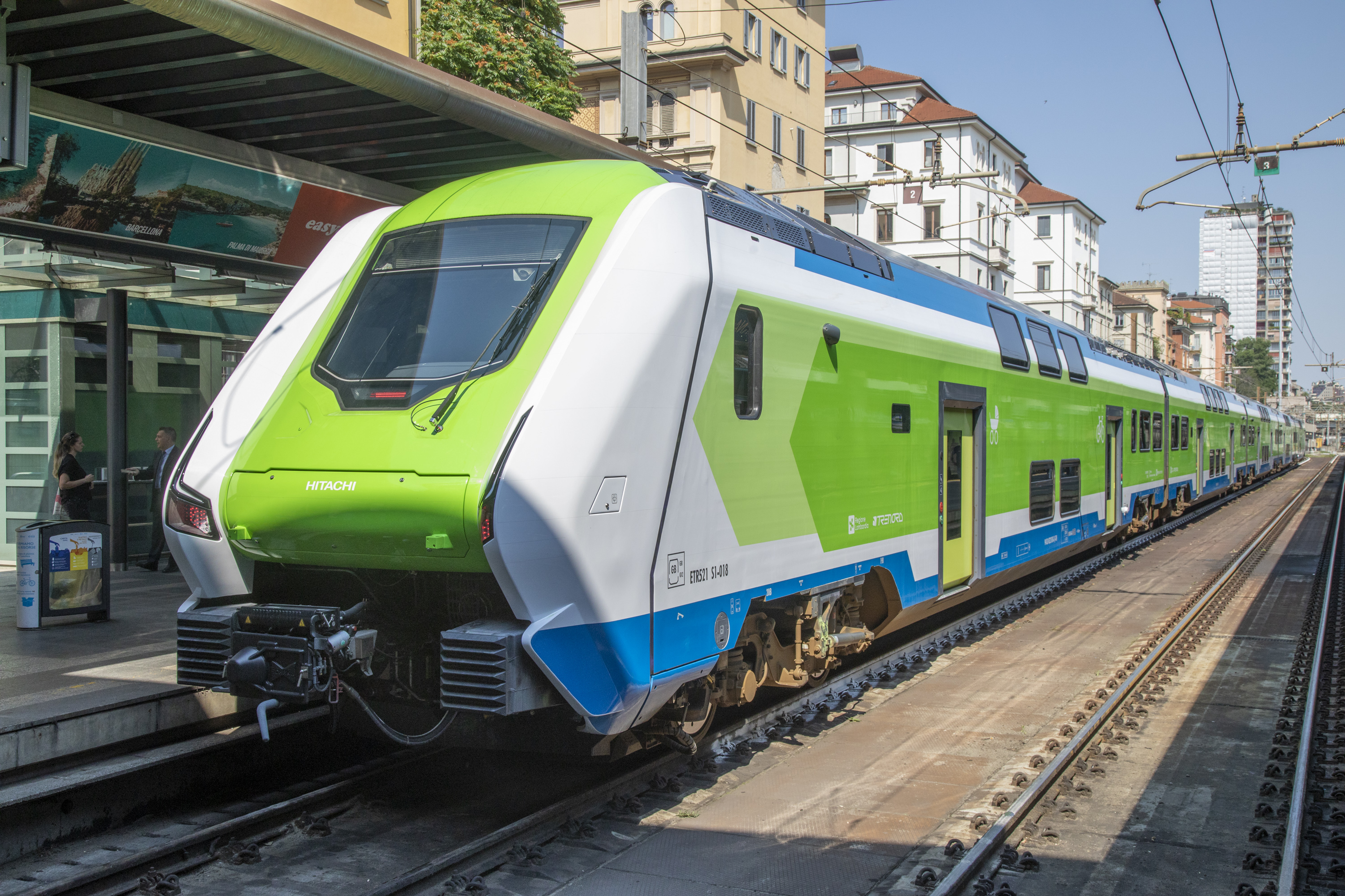 Sciopero in tutta Italia con stop a treni, mezzi, scuole: ecco la situazione