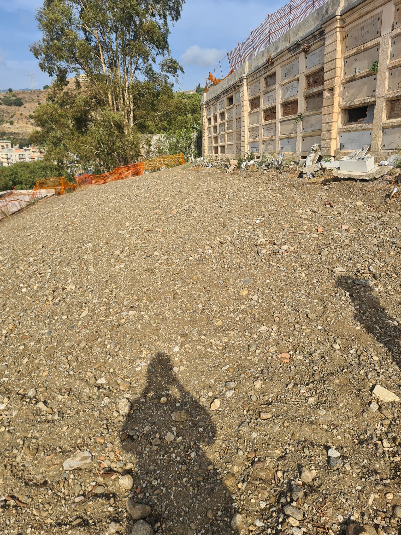 Tombe dei bambini distrutte al cimitero di Messina - FB 5