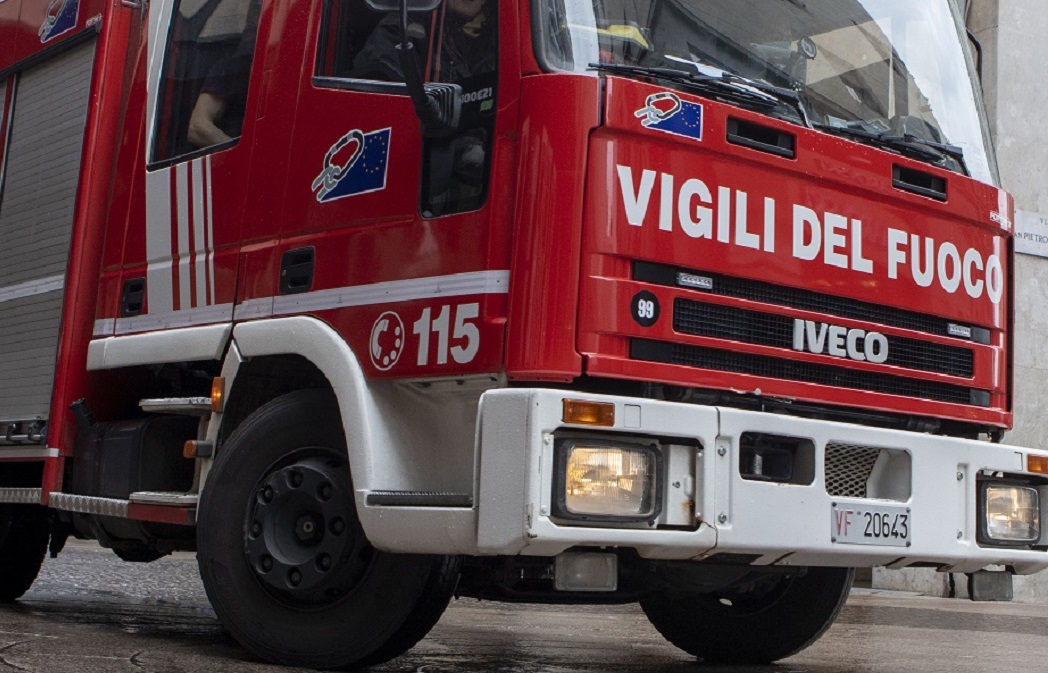 Rivolta al centro migranti di Trapani, incendiati suppellettili e materassi