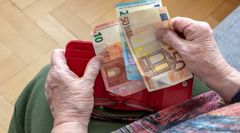 Aumento pensioni, gli importi con il nuovo calcolo Aumento pensioni, gli importi con il nuovo calcolo