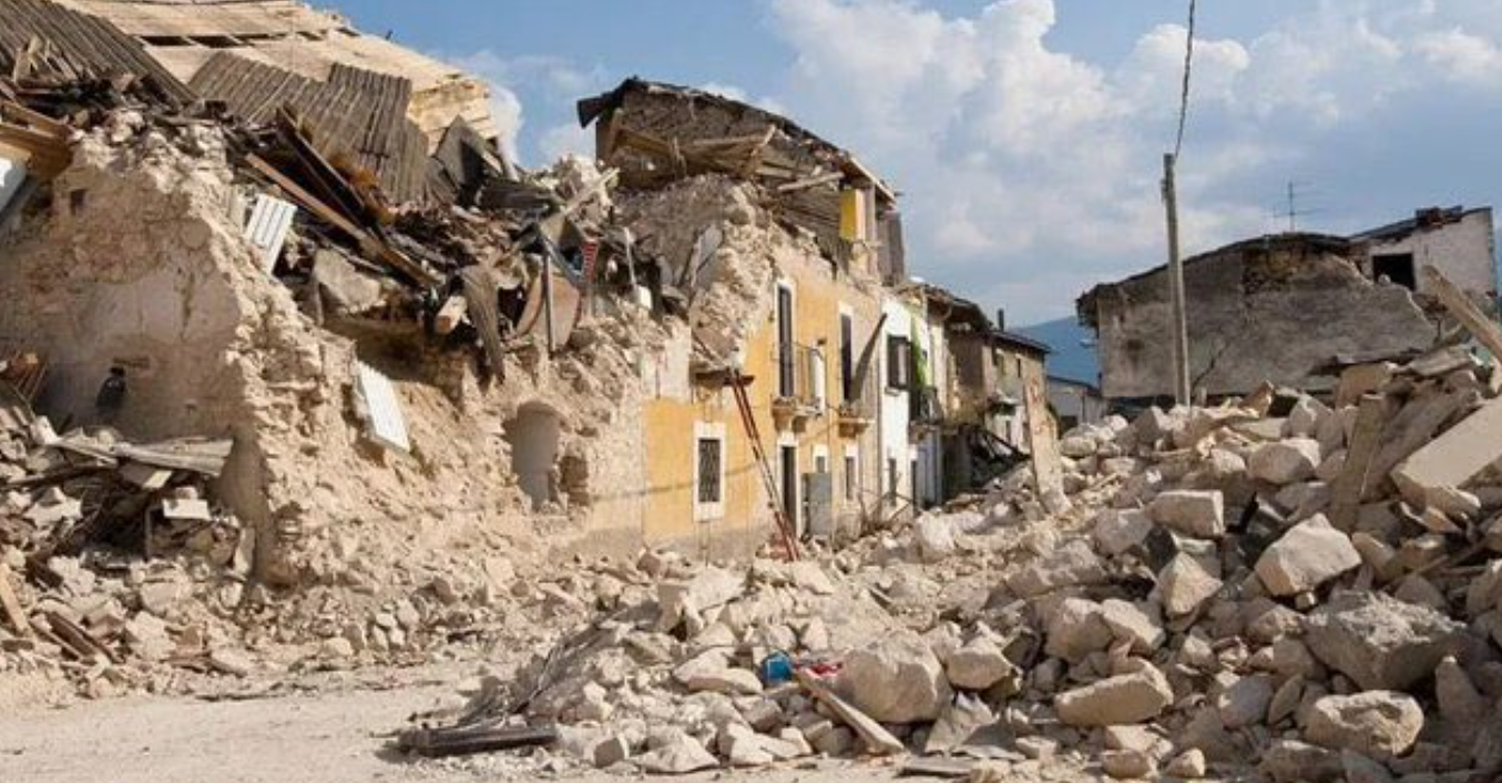 Danni da terremoto, ecco chi ha diritto al risarcimento e chi paga