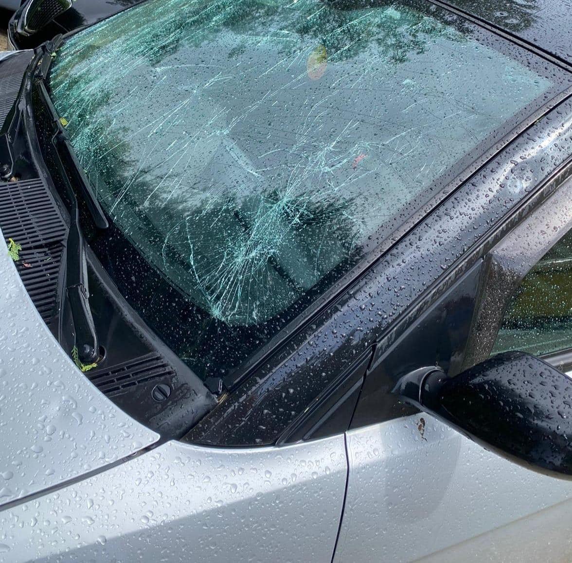 Violenta grandinata a San Biagio Platani, il sindaco: “Paese mezzo distrutto”