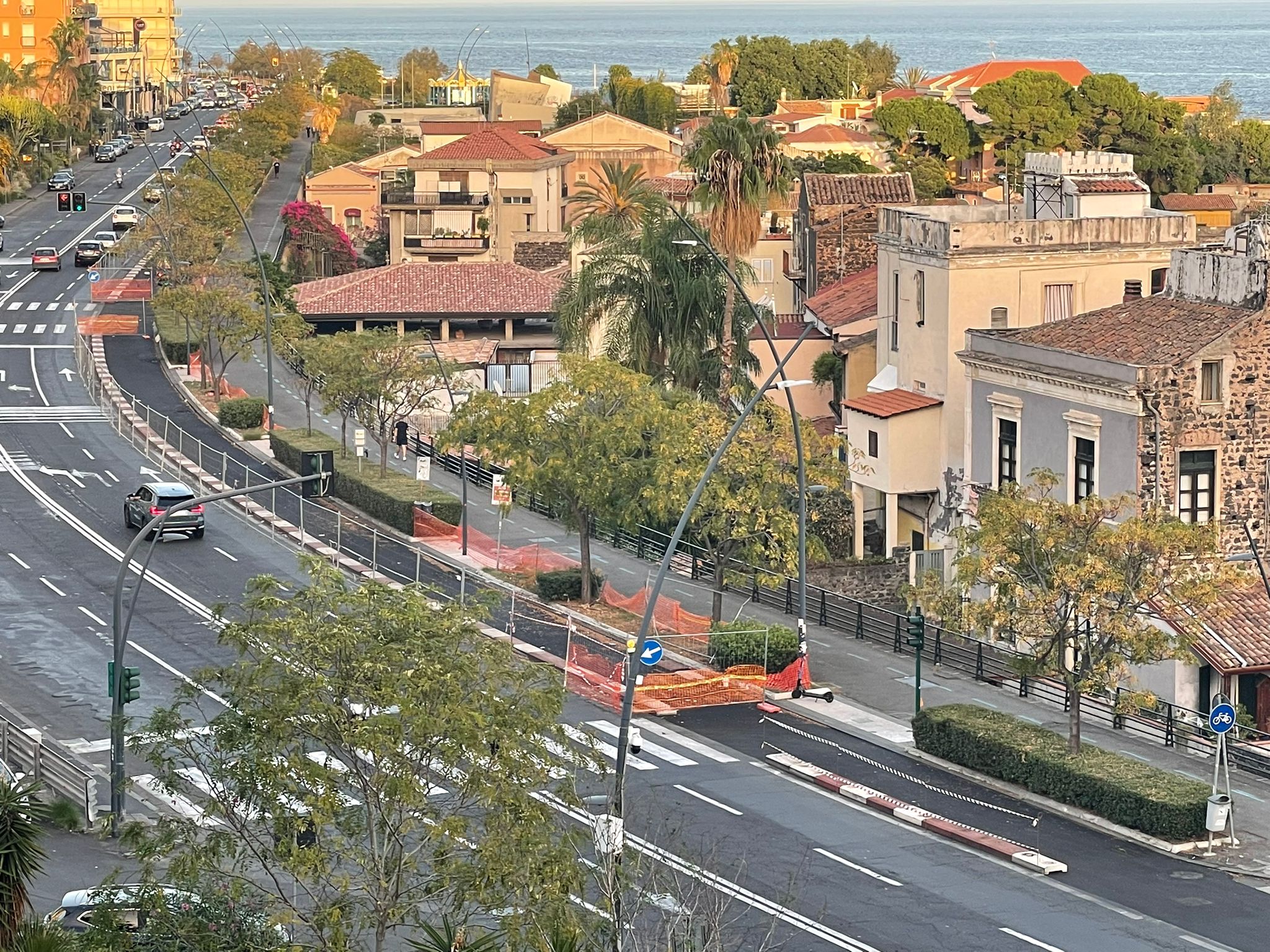 Lungomare di Catania, sprint per la pista ciclabile