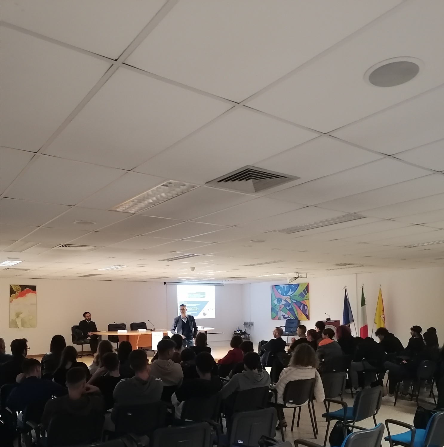 Salute e prevenzione spiegati agli studenti ennesi