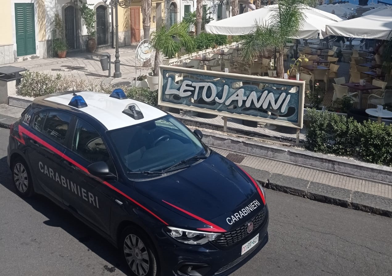 Ladri di biciclette (elettriche) e cellulari nel Messinese, tre denunce